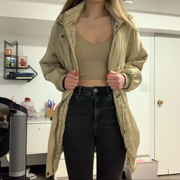 Urban Outfitters Taupe Satin Parka with tie strings - Picture 4 of 4